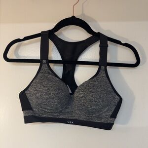 Victoria’s Secret Gray VSX Sport Incredible Sports Bra